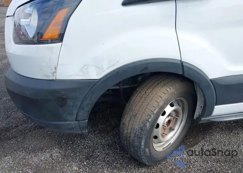 2019 Ford Transit-150 z USA, uszkodzony, nr VIN 1FTYE2YM3KKB46097